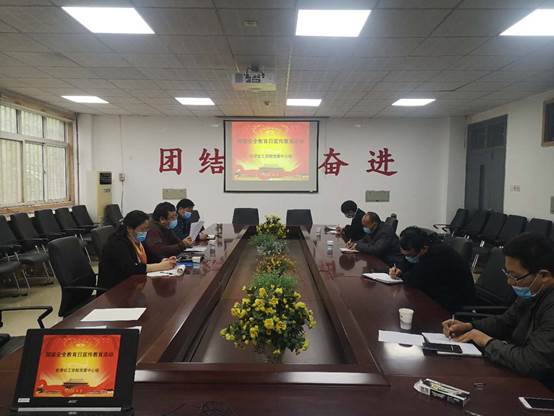 说明: C:\Users\Administrator\Desktop\746b2d0d7bd83dd868286ba40c9659f.jpg